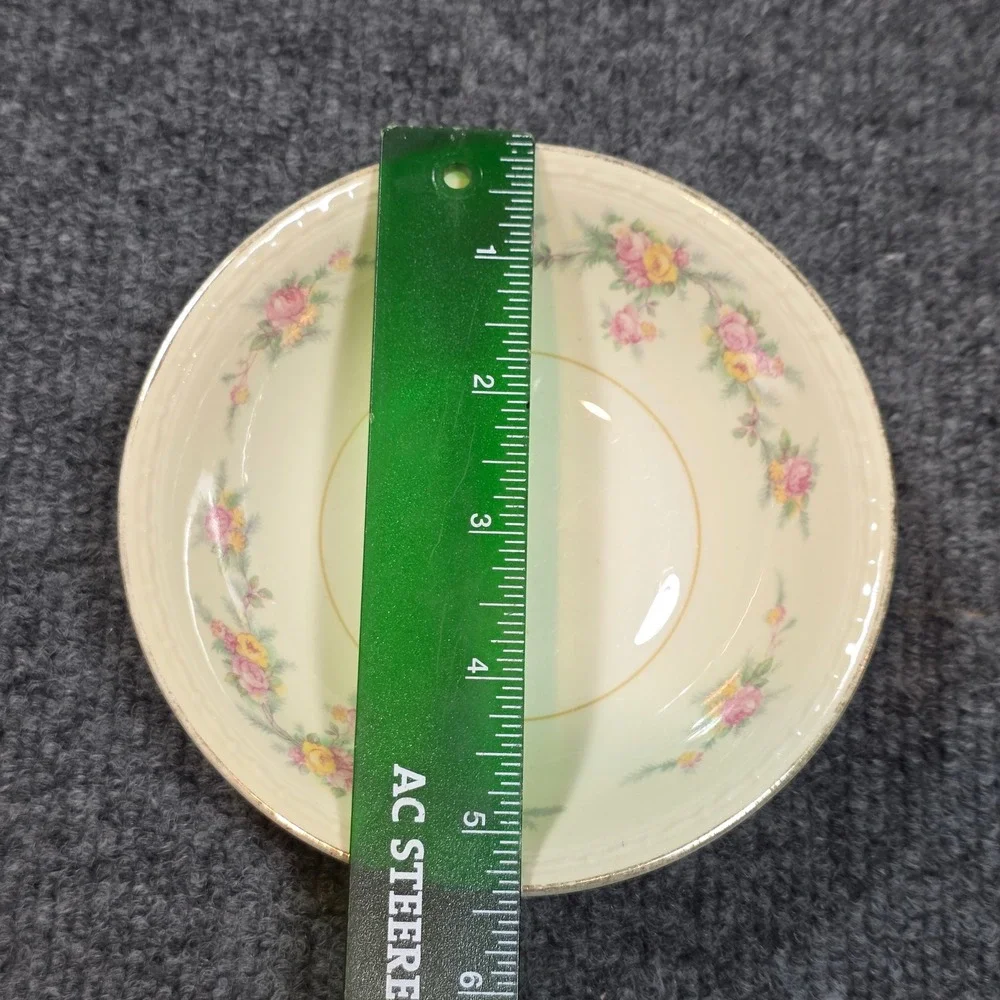 Homer Laughlin Eggshell Georgian Floral Bowl Gold Trim Vintage Cottagecore USA